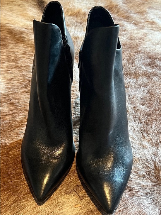 Gianni Bini Shoes - Gianni Bini Classic Black Pointed Toe Ankle Boots